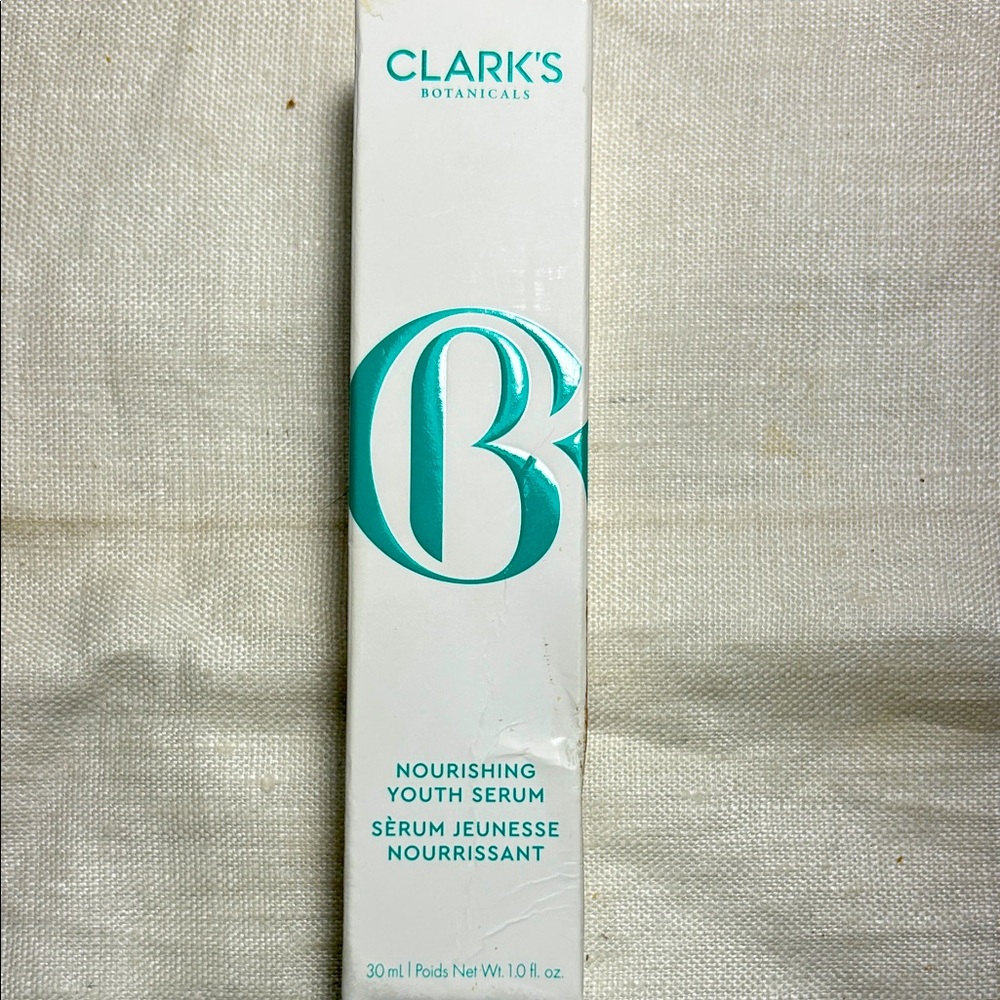 NWT Clark’s Botanicals Nourishing Youth Serum